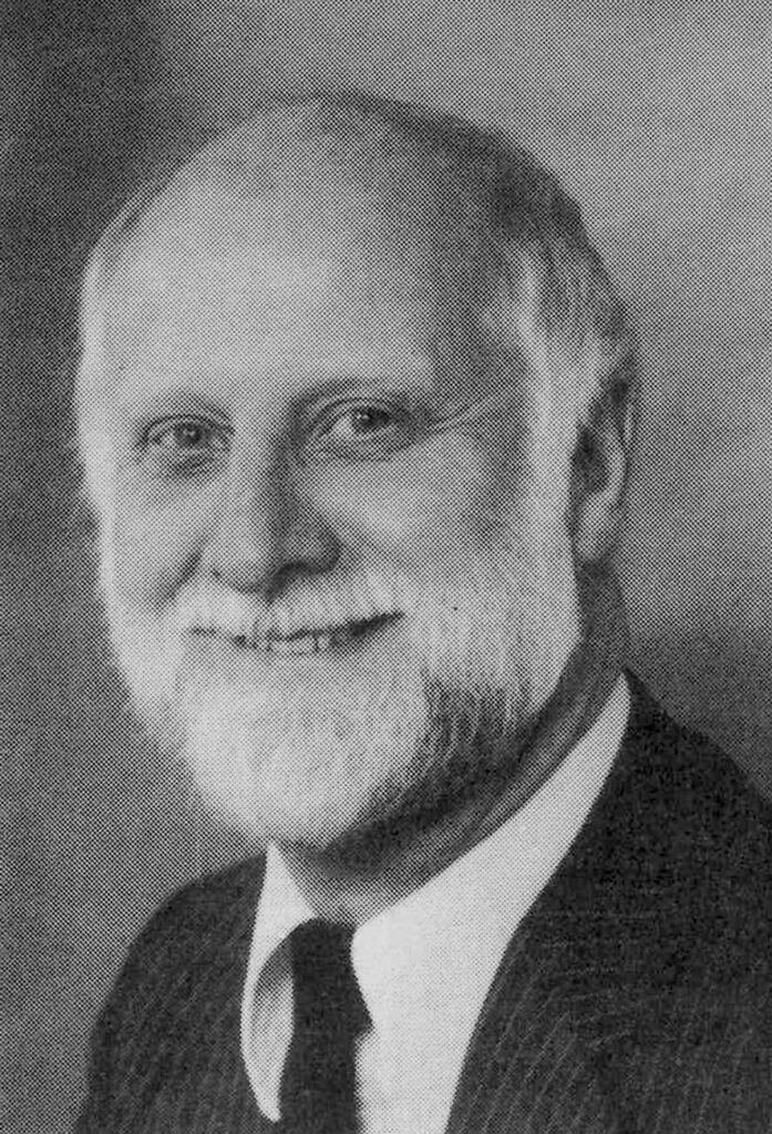 Head of Department - Business Studies (1989) B E L Pilley